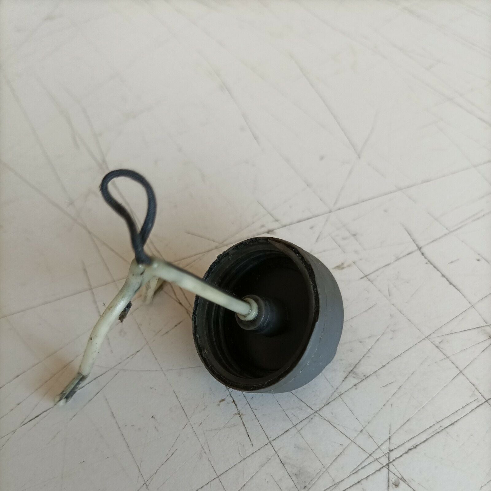 TAPPO serbatoio olio PER MOTOSEGA PAPILLON RANGER 41 ricambi usati