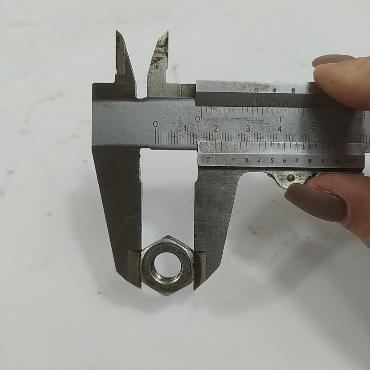 Ricambio DADO VOLANO ALBERO MOTORE per decespugliatore McCulloch 3800 usato