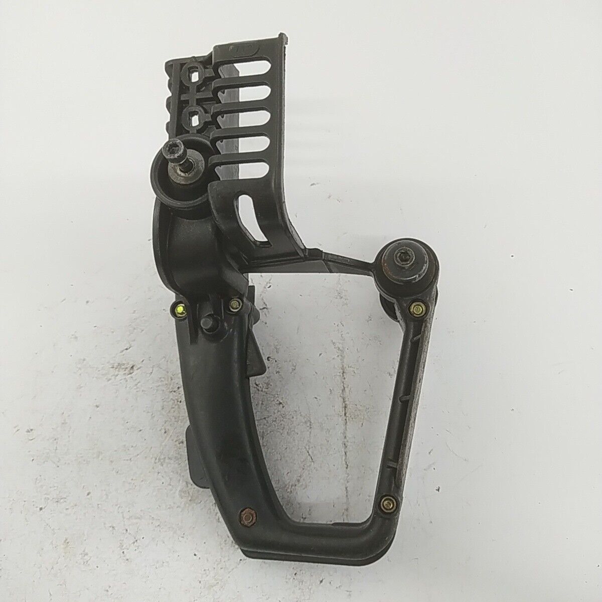 Ricambi IMPUGNATURA MANIGLIA manico COMANDI usati per motosega ALPINA  prof 70 s