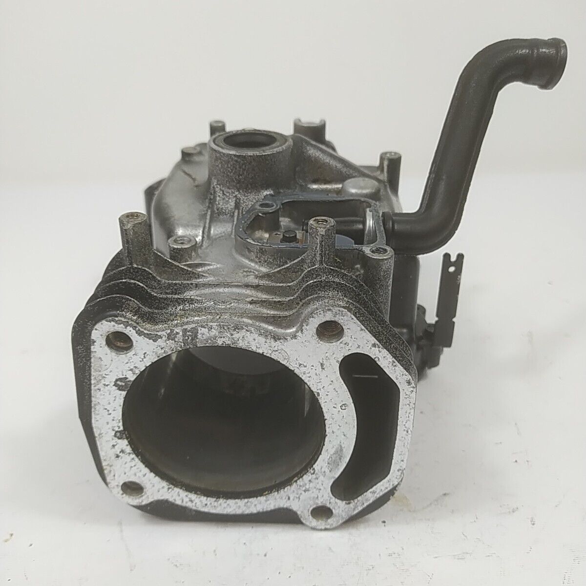 Ricambio CILINDRO CARTER MOTORE per tosaerba Briggs & Stratton 675 EXi usato