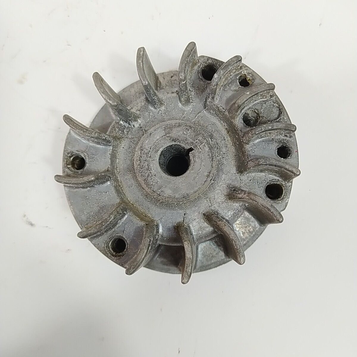 Ricambio VOLANO MAGNETICO DI ACCENSIONE usato decespugliatore MCCULLOCH GT 50