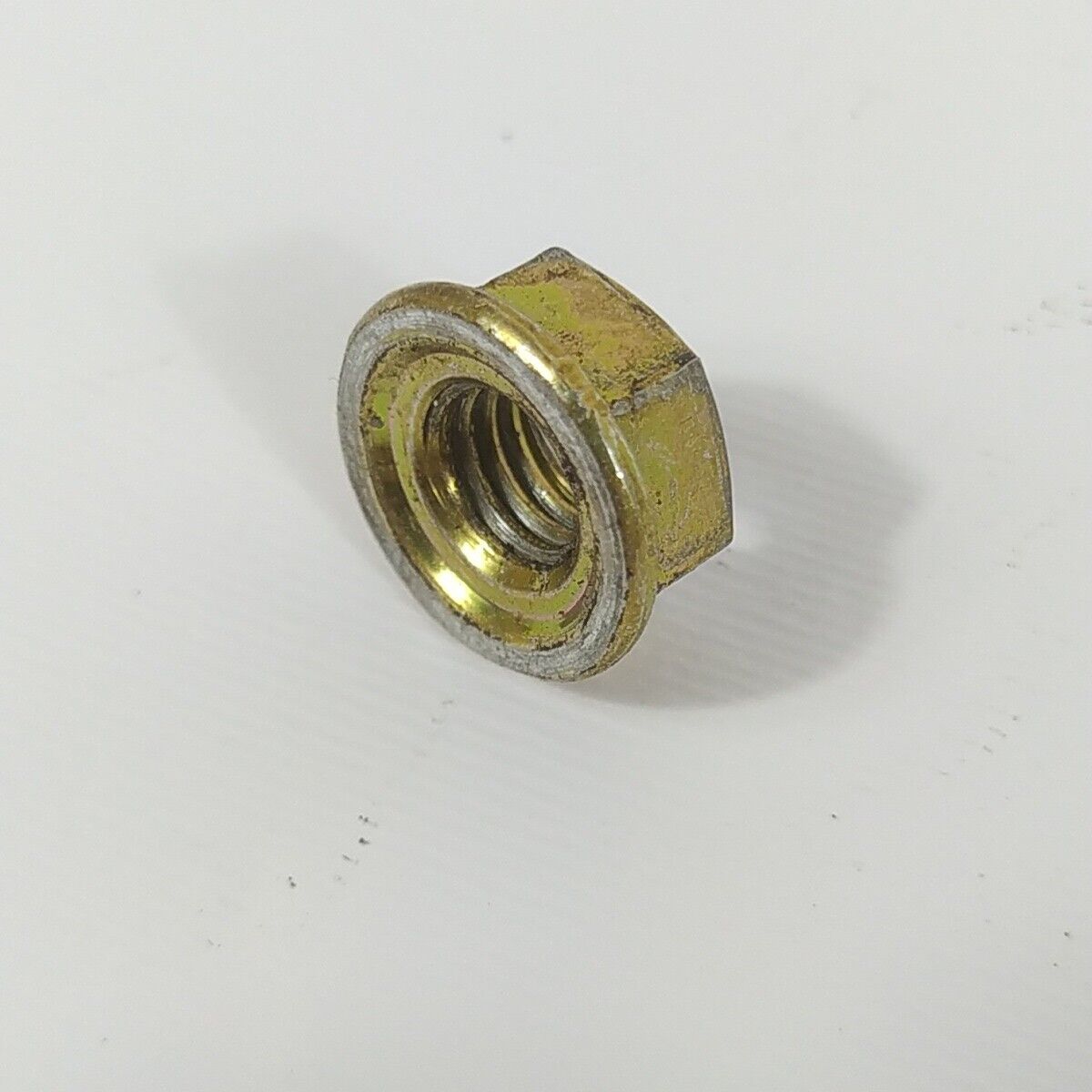 Ricambio usato FERMO E DADO VOLANO decespugliatore Mcculloch ELITE 4200