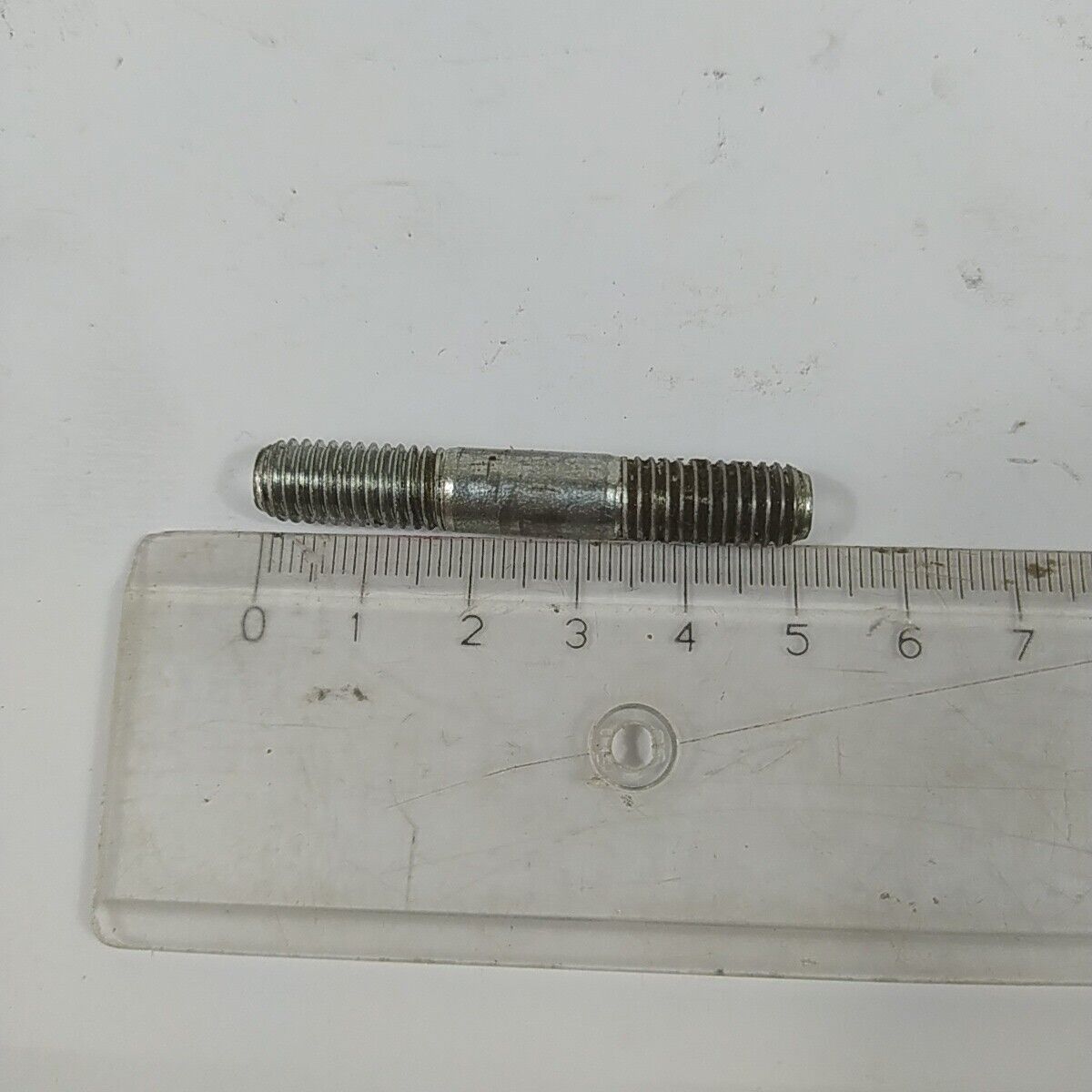Ricambio VITE PRIGIONIERE BARRA per motosega ALPINA CASTOR 41 usato