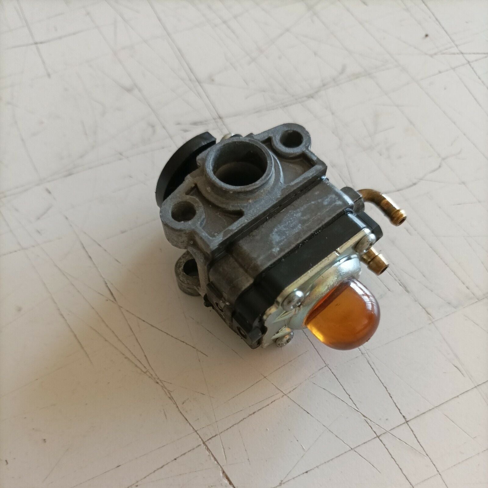 CARBURATORE COMPLETO WALBRO PER DECESPUGLIATORE HITACHI CG 24EKS ricambi usati