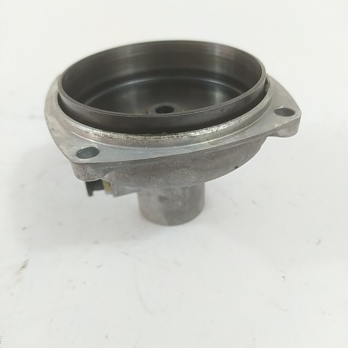 Ricambio CARTER SUPPORTO COPERCHIO CAMPANA usato per decespugliatore ZENOAH G43L