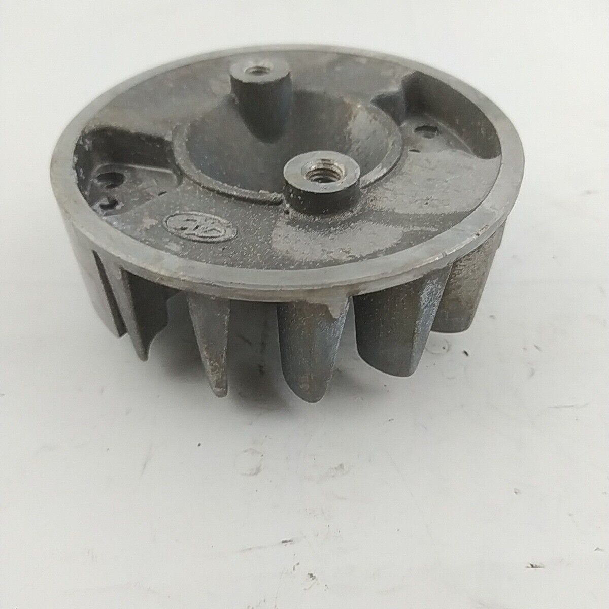 Ricambio VOLANO di accensione usato per decespugliatore MITSUBISHI TL 52 42