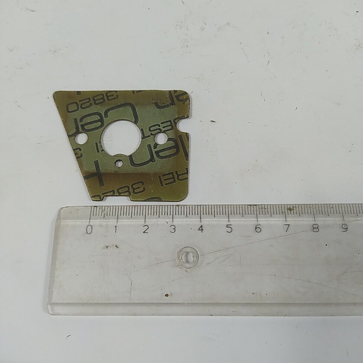 Ricambio FLANGIA RACCORDO CARBURATORE per motosega ALPINA A45 Castor CP 45 usato