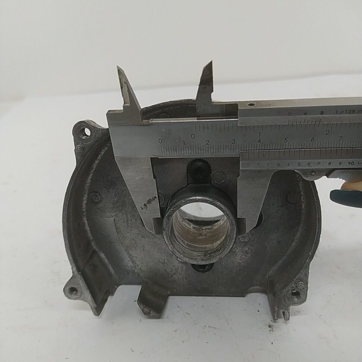 Ricambio usato CARTER BASAMENTO MOTORE cilindro per decespugliatore STIHL FS 44