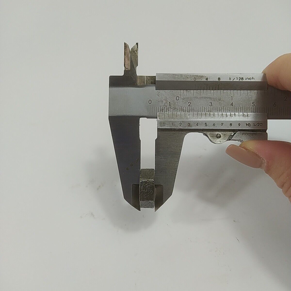 ricambi DADO BULLONE CAMPANA FRIZIONE per motosega castor ALPINA PROF 70 usati