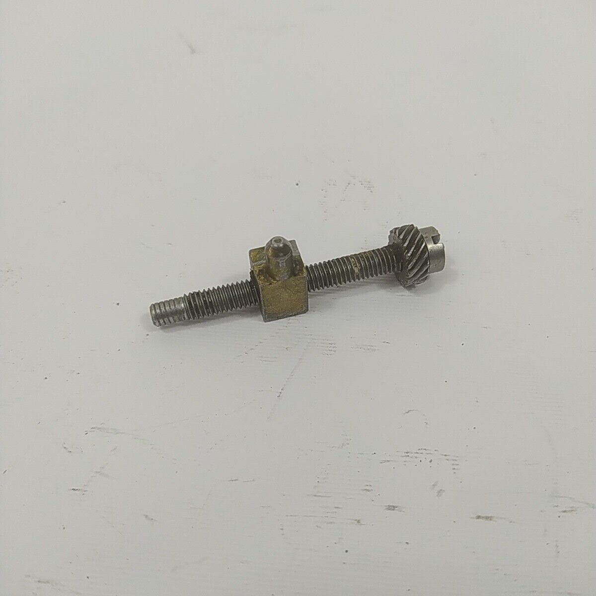 Ricambio REGISTRO TENDICATENA barra tensione per motosega CASTOR CP 700 usato