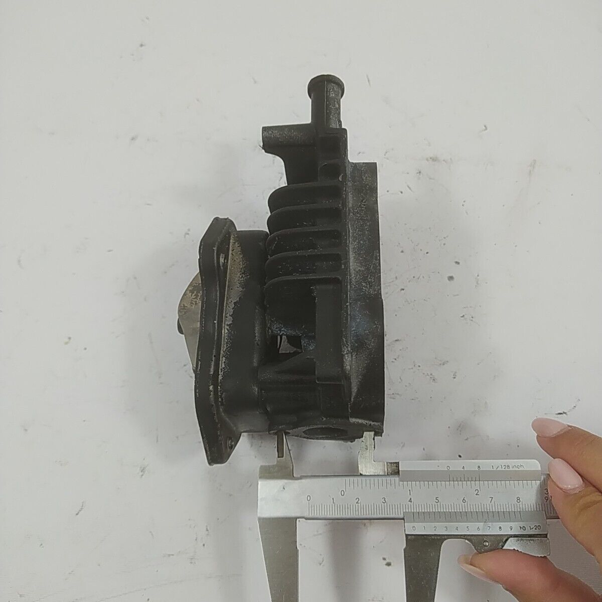 Ricambio TESTATA CILINDRO MOTORE per tosaerba Briggs & Stratton 675 EXi usato