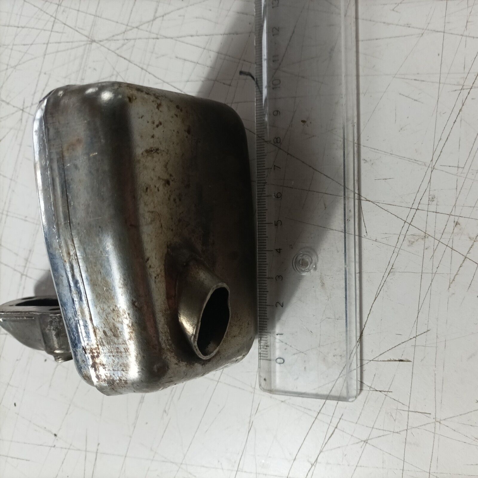 SILENZIATORE MARMITTA TERMINALE DI SCARICO PER MOTOSEGA CASTOR C 70 ALPINA A 70