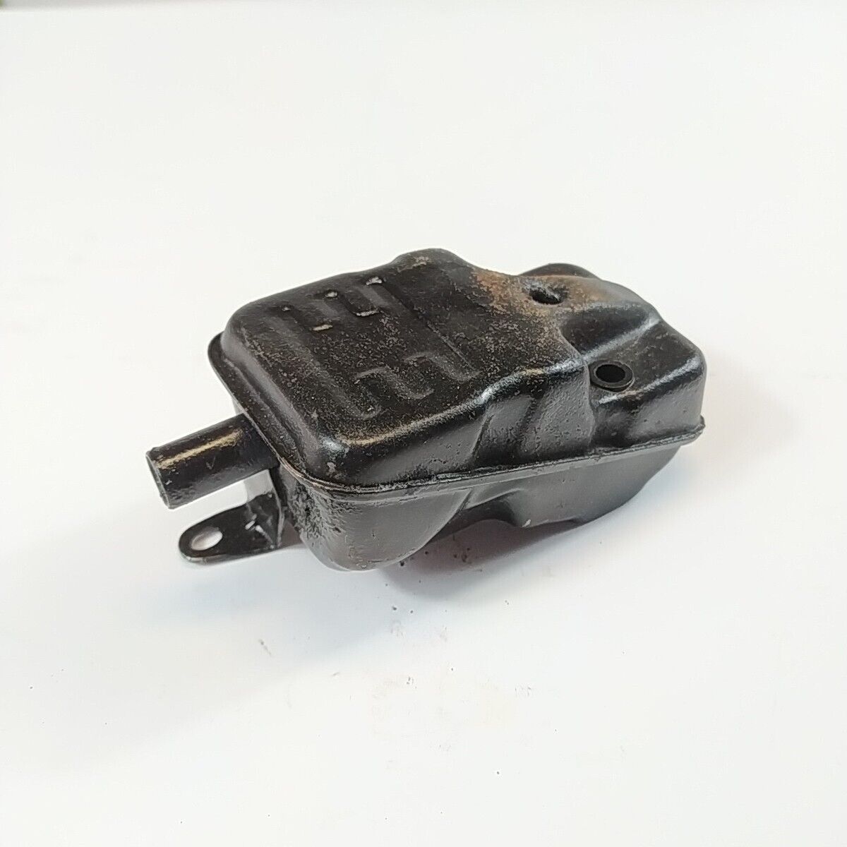 Ricambio SILENZIATORE MARMITTA usato per decespugliatore Komatsu ZENOAH G3K