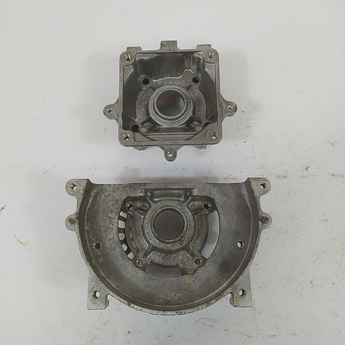 ricambio BASAMENTO CILINDRO motore usato per decespugliatore KAWASAKI TD 33