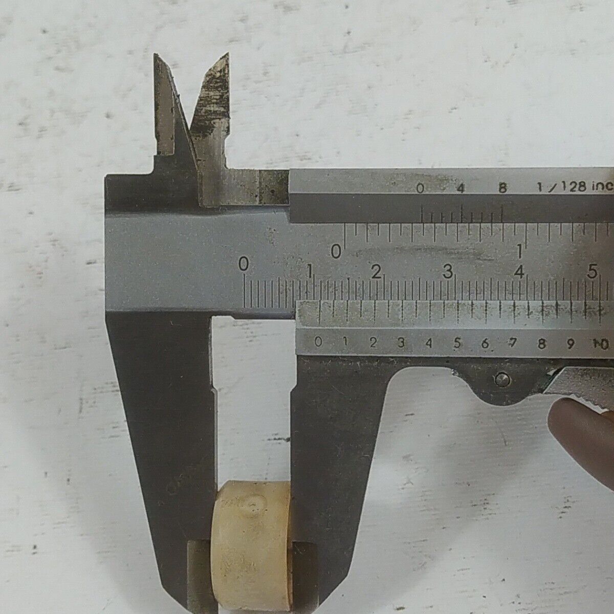 Ricambi usati per decespugliatore MCCULLOCH BP 38 SUPPORTI SERBATOIO CARBURANTE