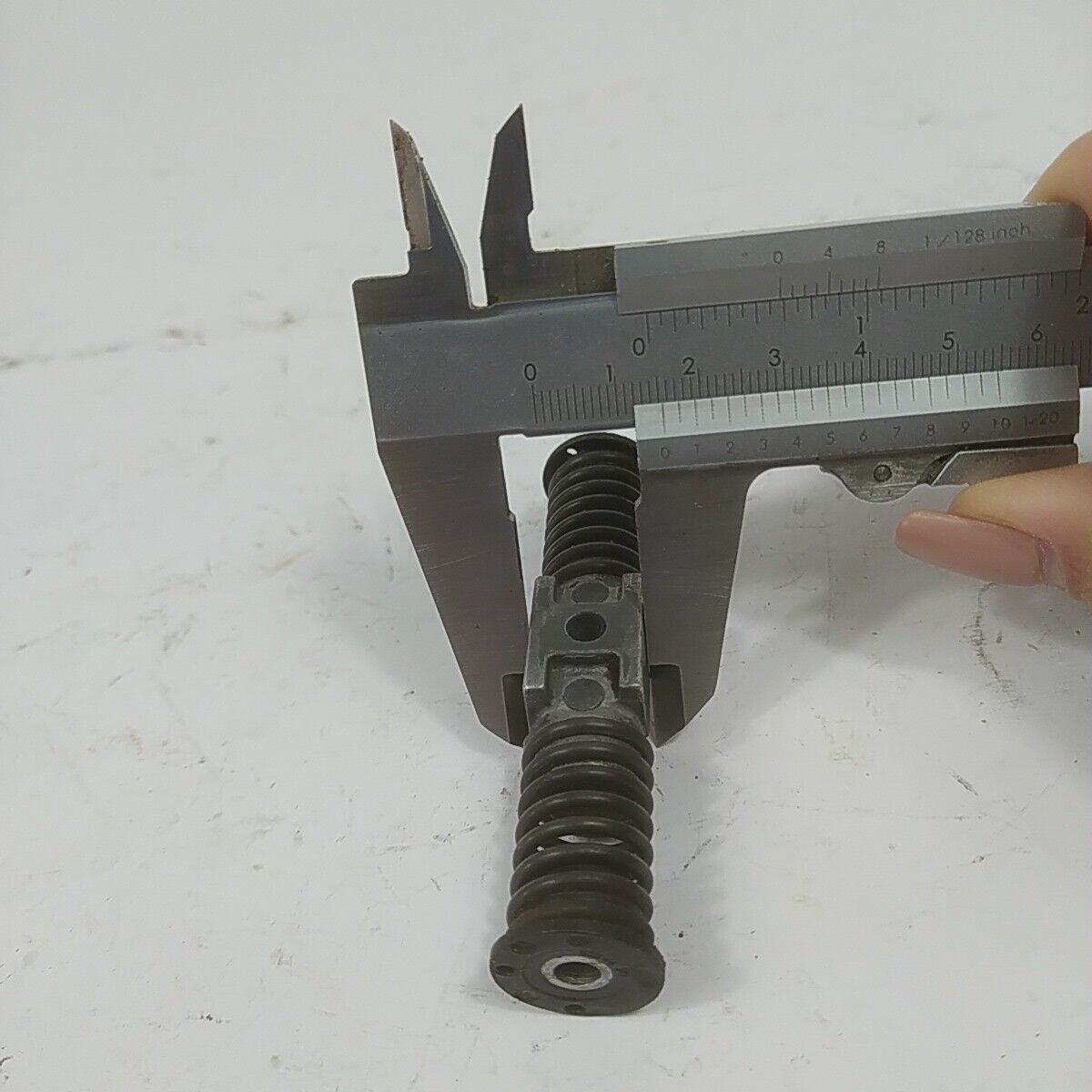 MOLLA SUPPORTO AMMORTIZZATORE per motosega HUSQVARNA 338 XPT 334 ricambi usati