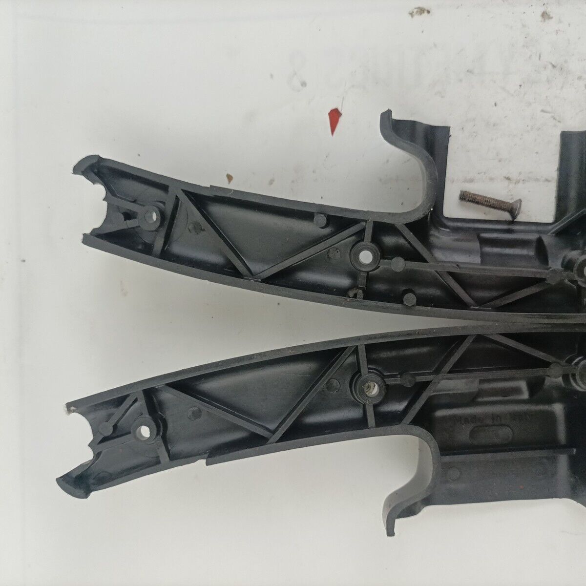 MANIGLIA impugnatura Manico Superior PER MOTOSEGA ALPINA CASTOR 40 ricambi usati