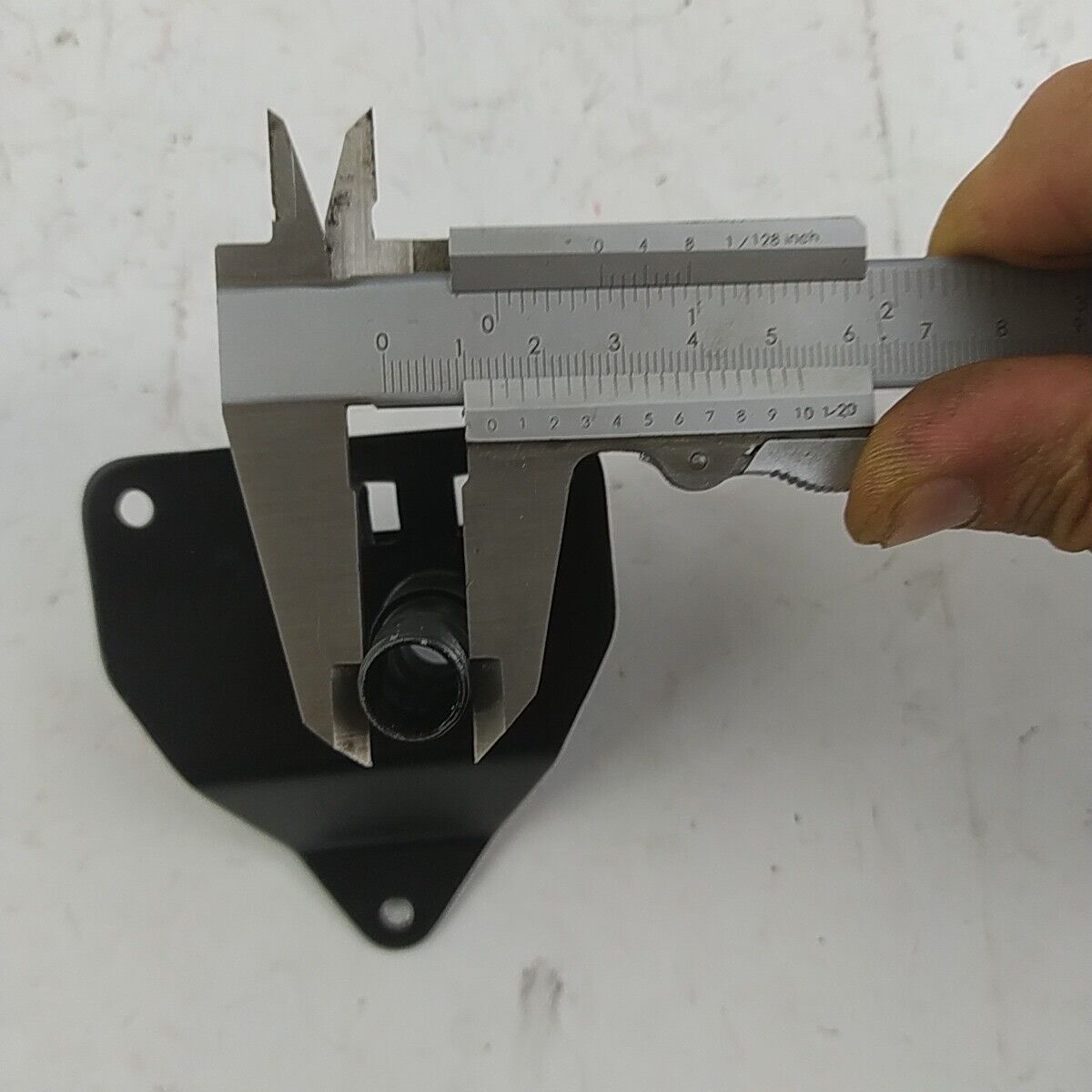 Ricambio STAFFA MOTORE Usato per decespugliatore  A ZAINO Komatsu ZENOAH G4K