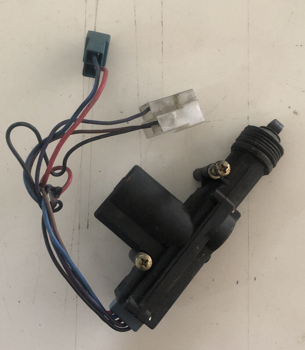 CHIUSURA CENTRALIZZATA ELETTRICA SX sinistra  EKE  LM4 GRECAV ricambi usati