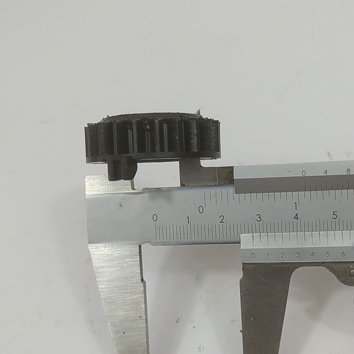 Ricambio ingranaggio pompa olio per tosaerba Briggs & Stratton 675 EXi usato