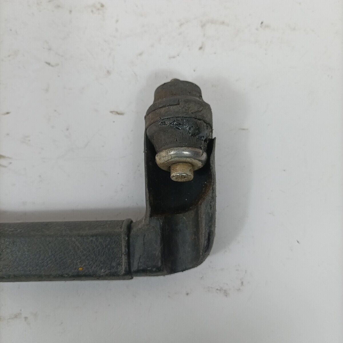 ricambio usato MANIGLIA IMPUGNATURA MANICO laterale per motosega Castor CP  c 45