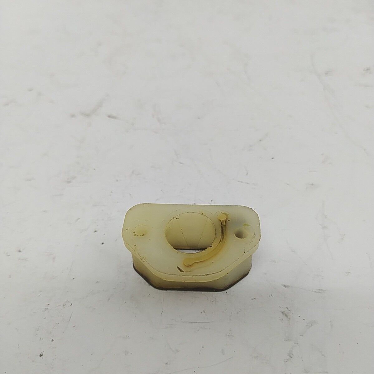 Ricambio usato FLANGIA COLLETTORE CARBURATORE per MOTOSEGA Echo 330 EVL
