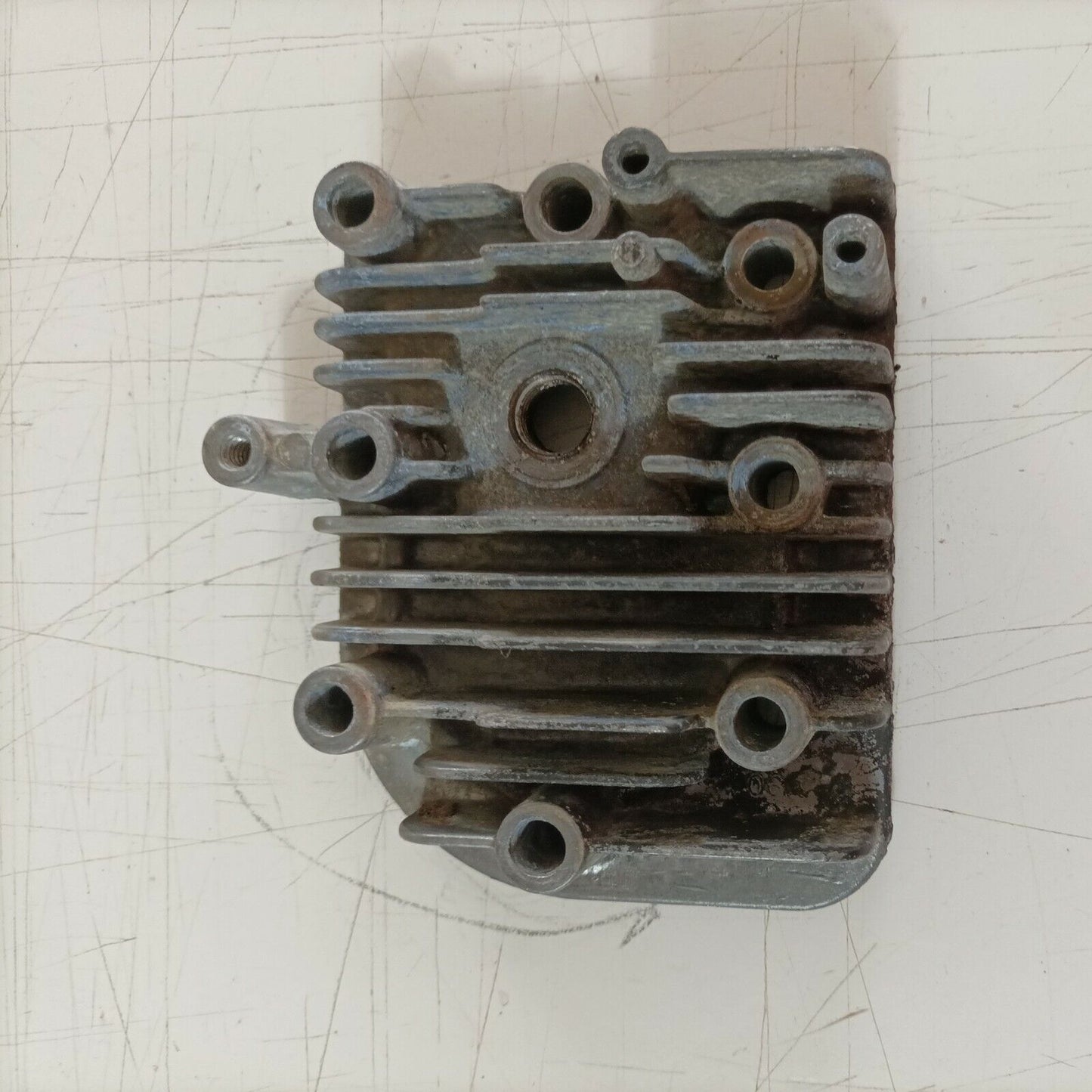 TESTATA CILINDRO PER BRIGGS & STRATTON XC 09d02 2954 b1 06112921 ricambi usati