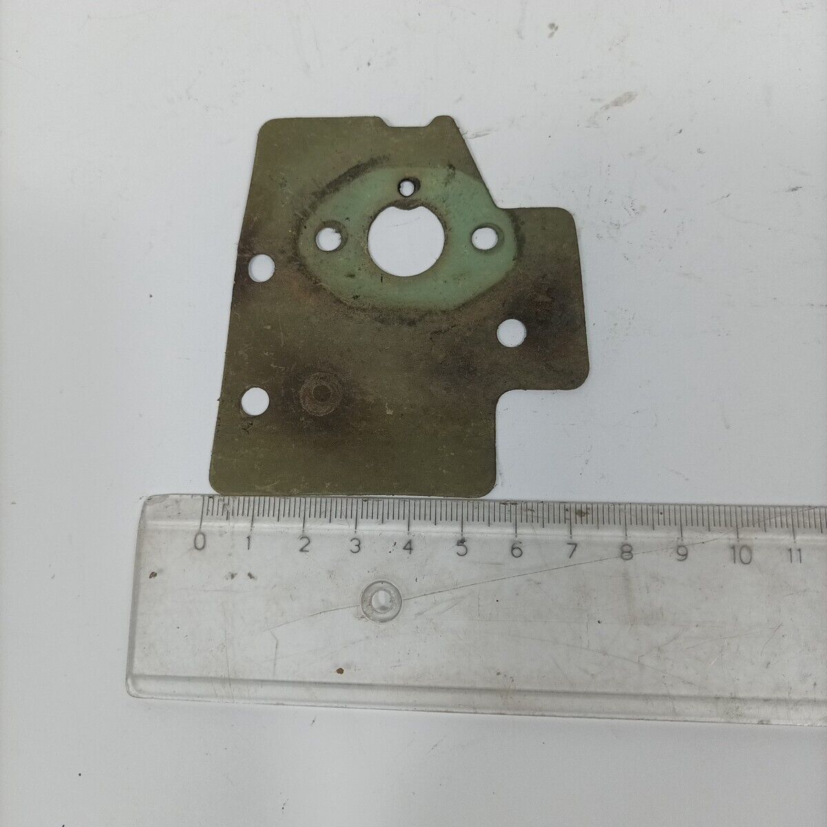 ricambio usato FLANGIA COLLETTORE CARBURATORE per motosega ALPINA Castor C A 45