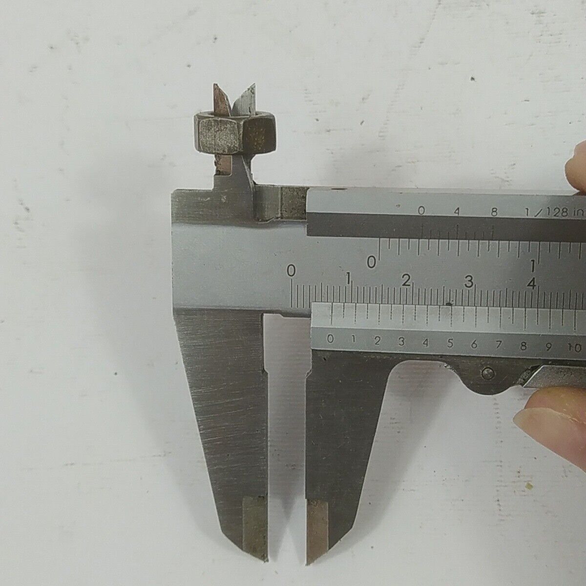 Ricambio per decespugliatore KING 40 CS DADO MEZZALUNA VOLANO AVVIAMENTO usato