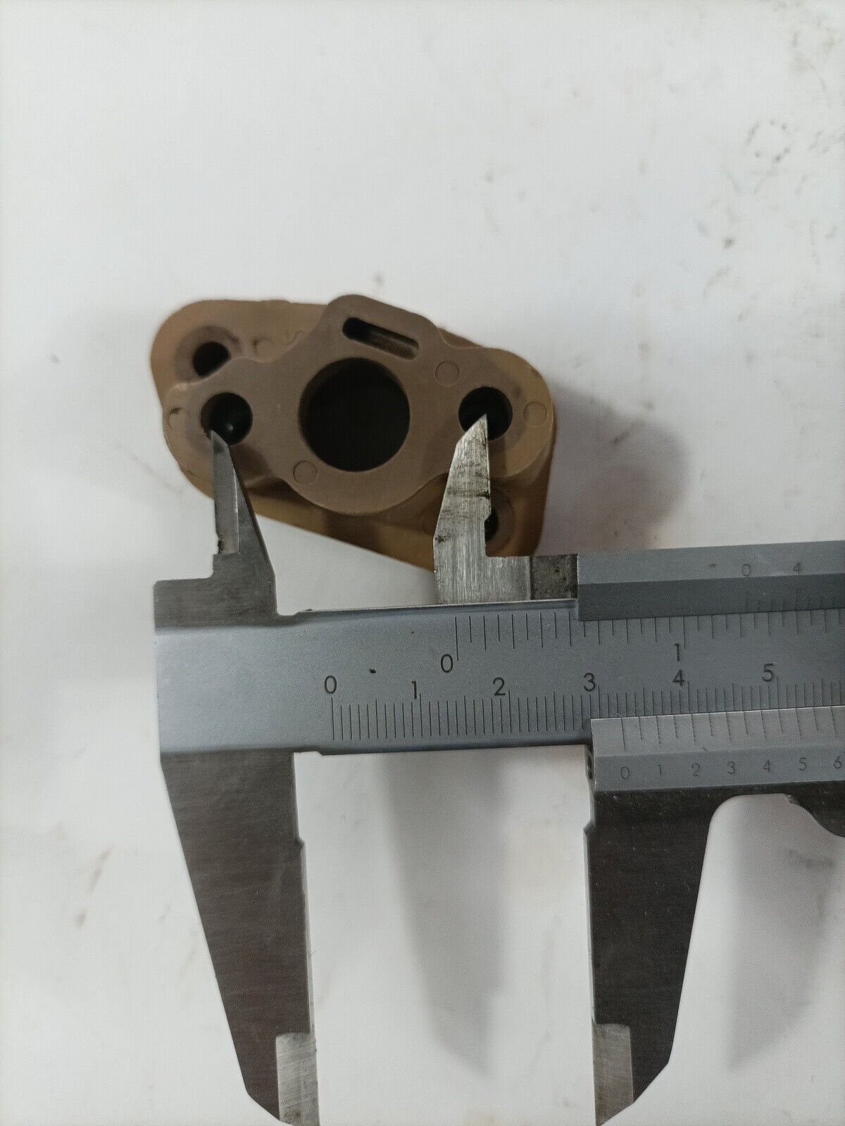 DECESPUGLIATORE TANAKA 501 ik FLANGIA CARBURATORE collettore ricambi usati