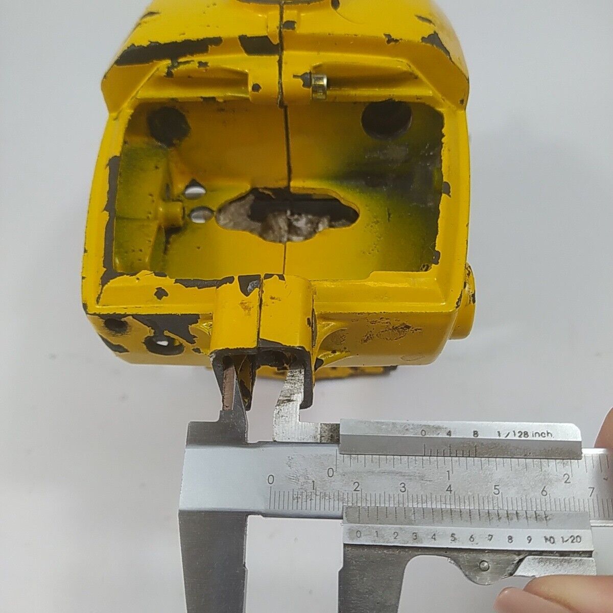 ricambi CARTER BASAMENTO ALBERO MOTORE per motosega castor ALPINA PROF 70 usati