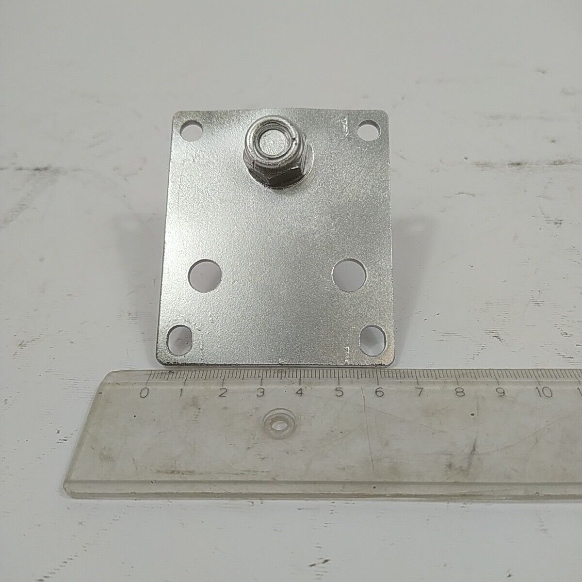 Ricambi usati STAFFA SUPPORTO MOTORE A ZAINO per decespugliatore MITSUBISHI T200