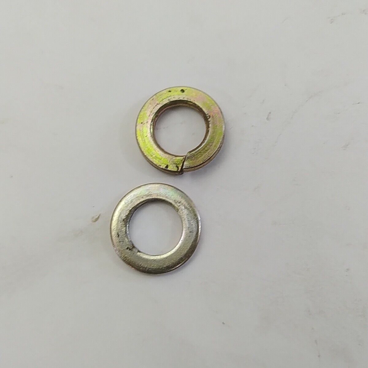 Ricambi DADO ALBERO MOTORE FRIZIONE usati per decespugliatore Komatsu ZENOAH G4K