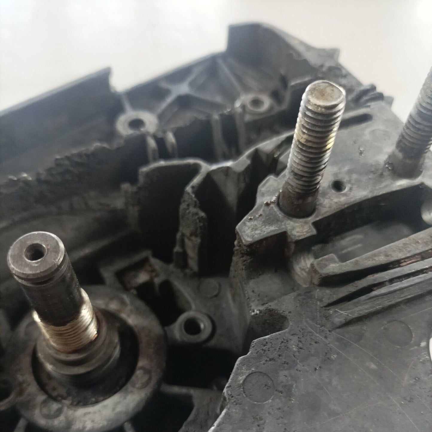 MOTOSEGA ALPINA P-400 ALBERO MOTORE E CARTER BASAMENTO CILINDRO COMPLETO