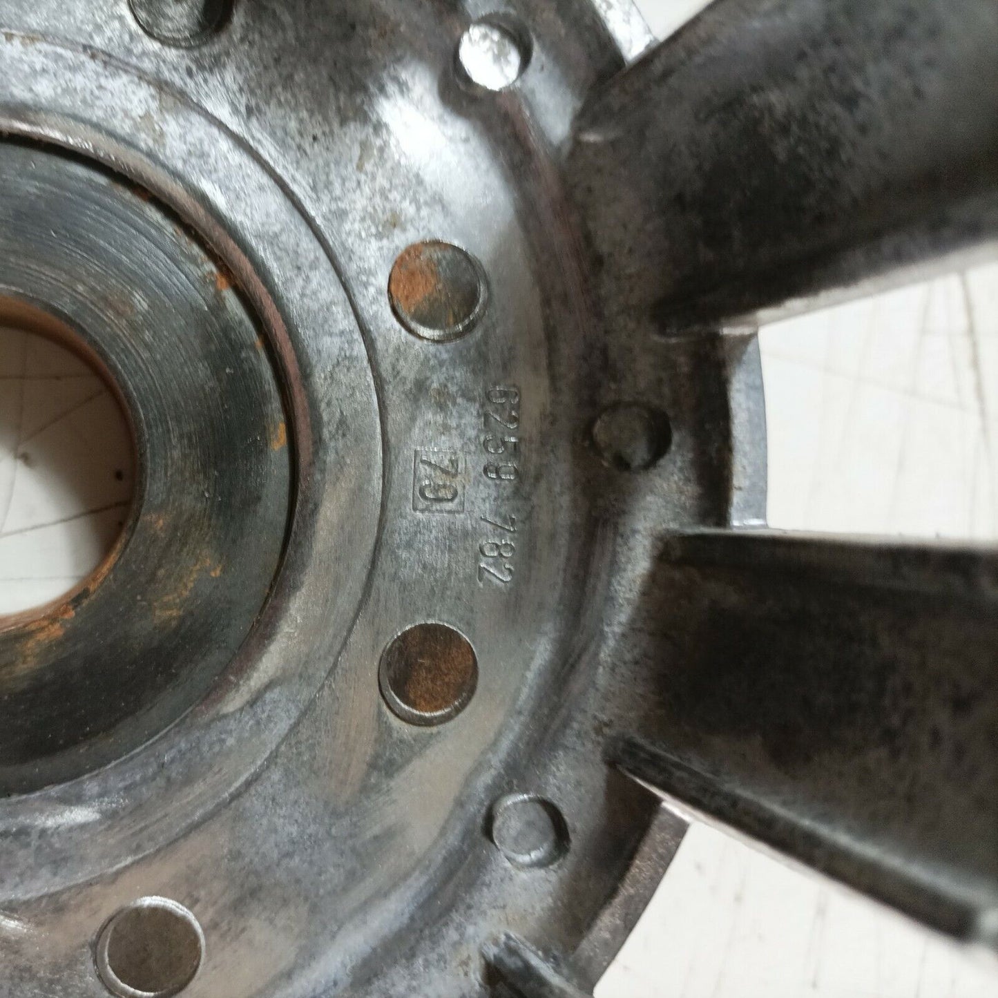 KRAMER 500 LR 410 ANNO 1979 CAMPANA FRIZIONE PER ROTAX ricambi usati