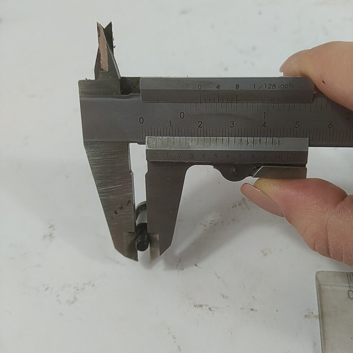 VITI BASAMENTO CILINDRO MOTORE per motosega OLEO MAC GS 440 ricambi usati