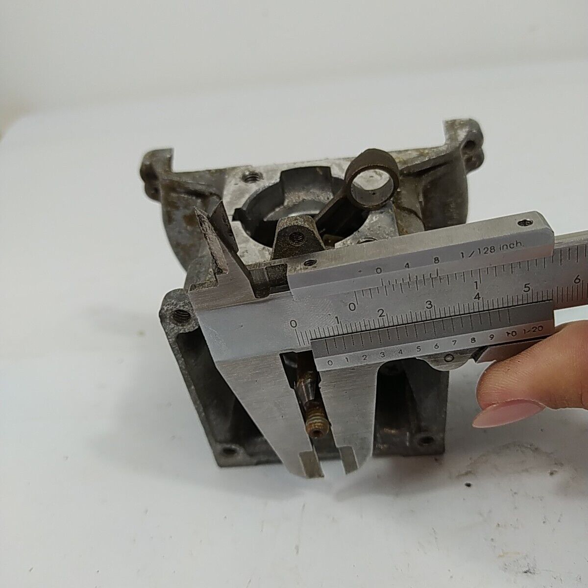 ricambio usato CARTER ALBERO MOTORE PER DECESPUGLIATORE KAWASAKI TG 33