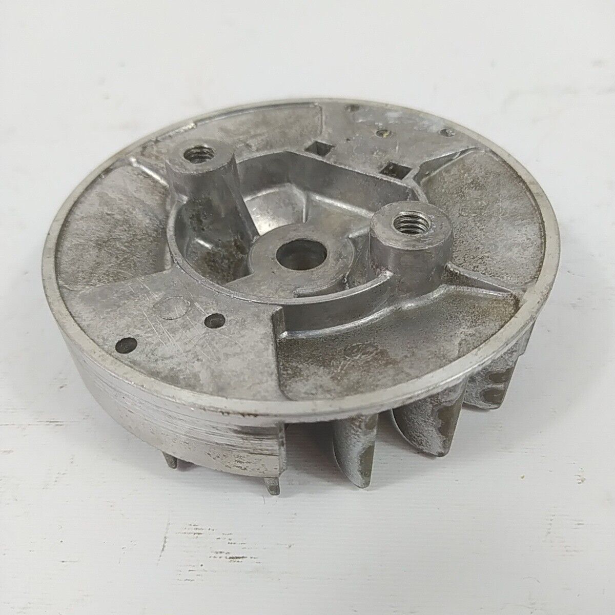 Ricambio VOLANO MAGNETICO DI AVVIAMENTO per decespugliatore TANAKA 501 ik usato