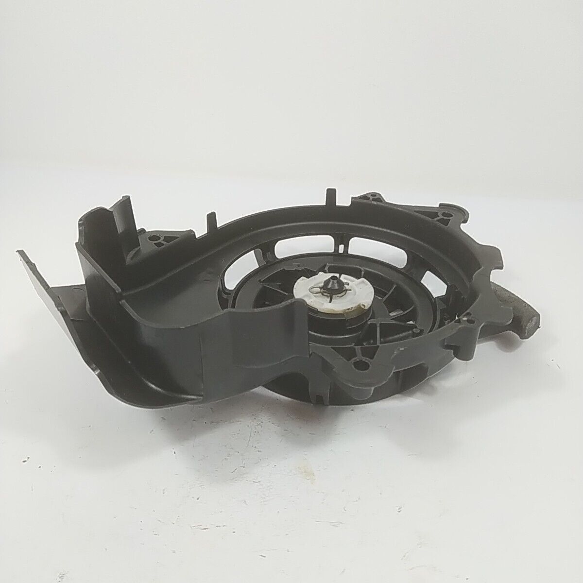 Ricambio COPERCHIO DI AVVIAMENTO per tosaerba Briggs & Stratton 675 EXi usato