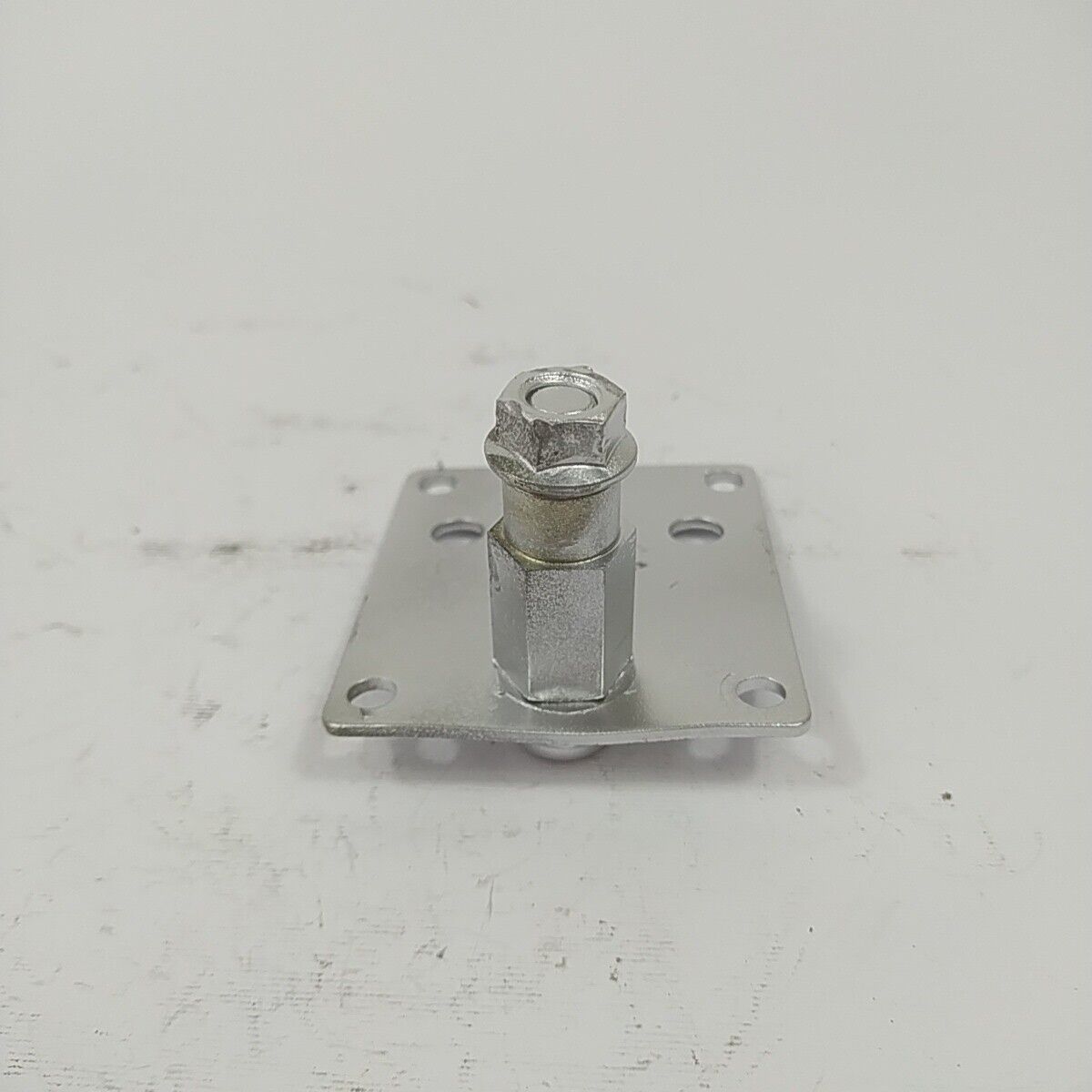 Ricambi usati STAFFA SUPPORTO MOTORE A ZAINO per decespugliatore MITSUBISHI T200