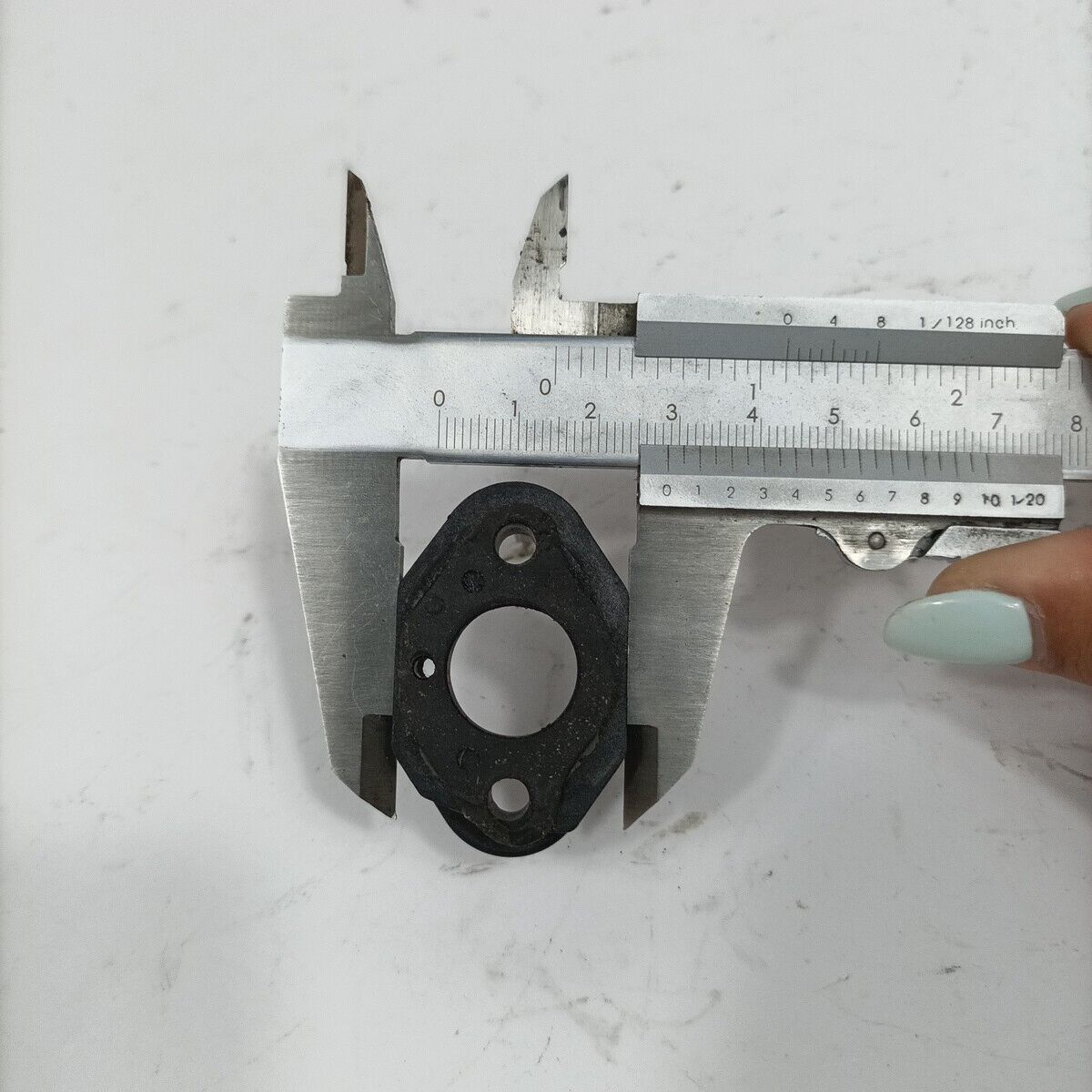 ricambio usato FLANGIA COLLETTORE CARBURATORE per motosega ALPINA Castor C A 45