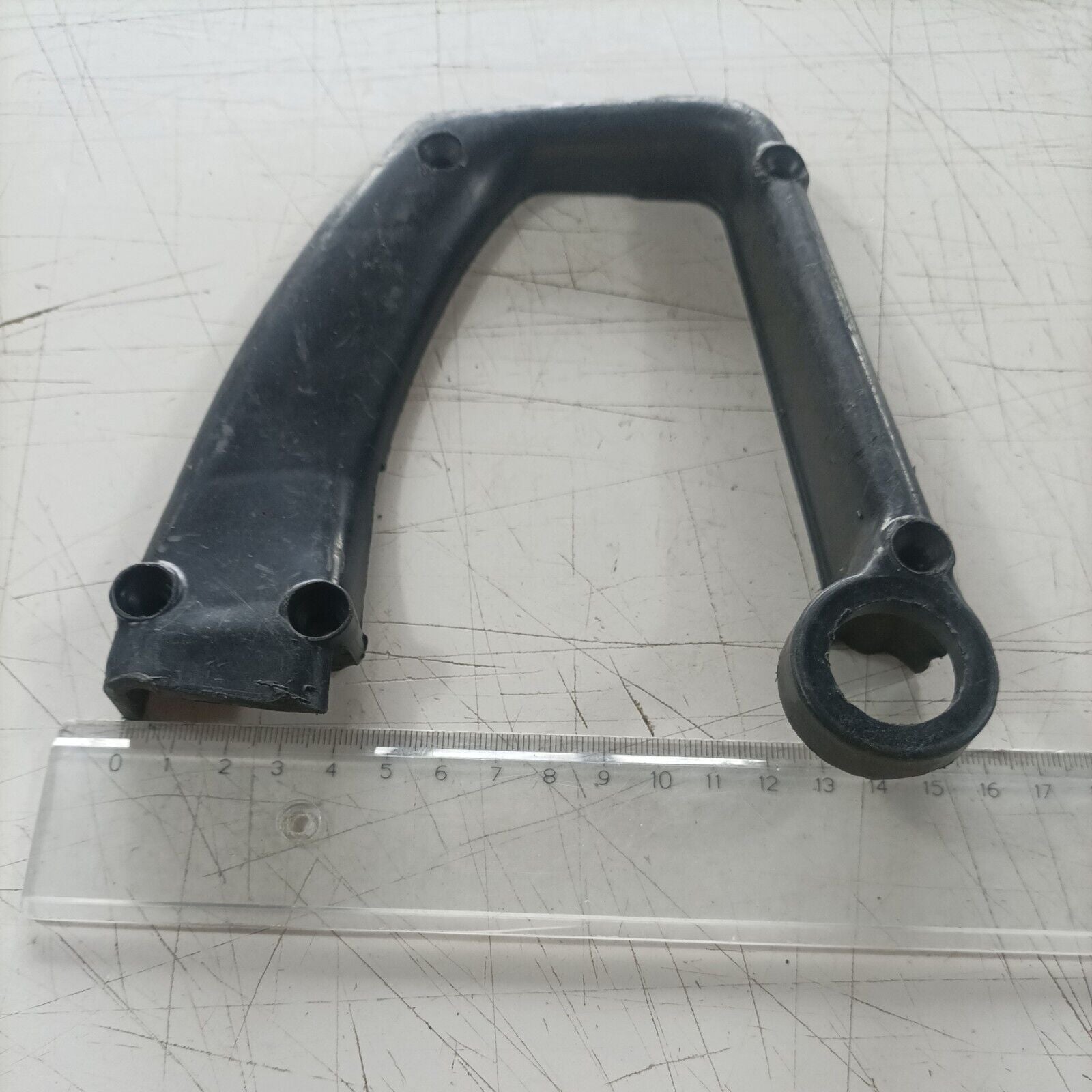 MOTOSEGA CASTOR C70 ALPINA A70 LATO SX MANIGLIA IMPUGNATURA INFERIORE COMANDI 