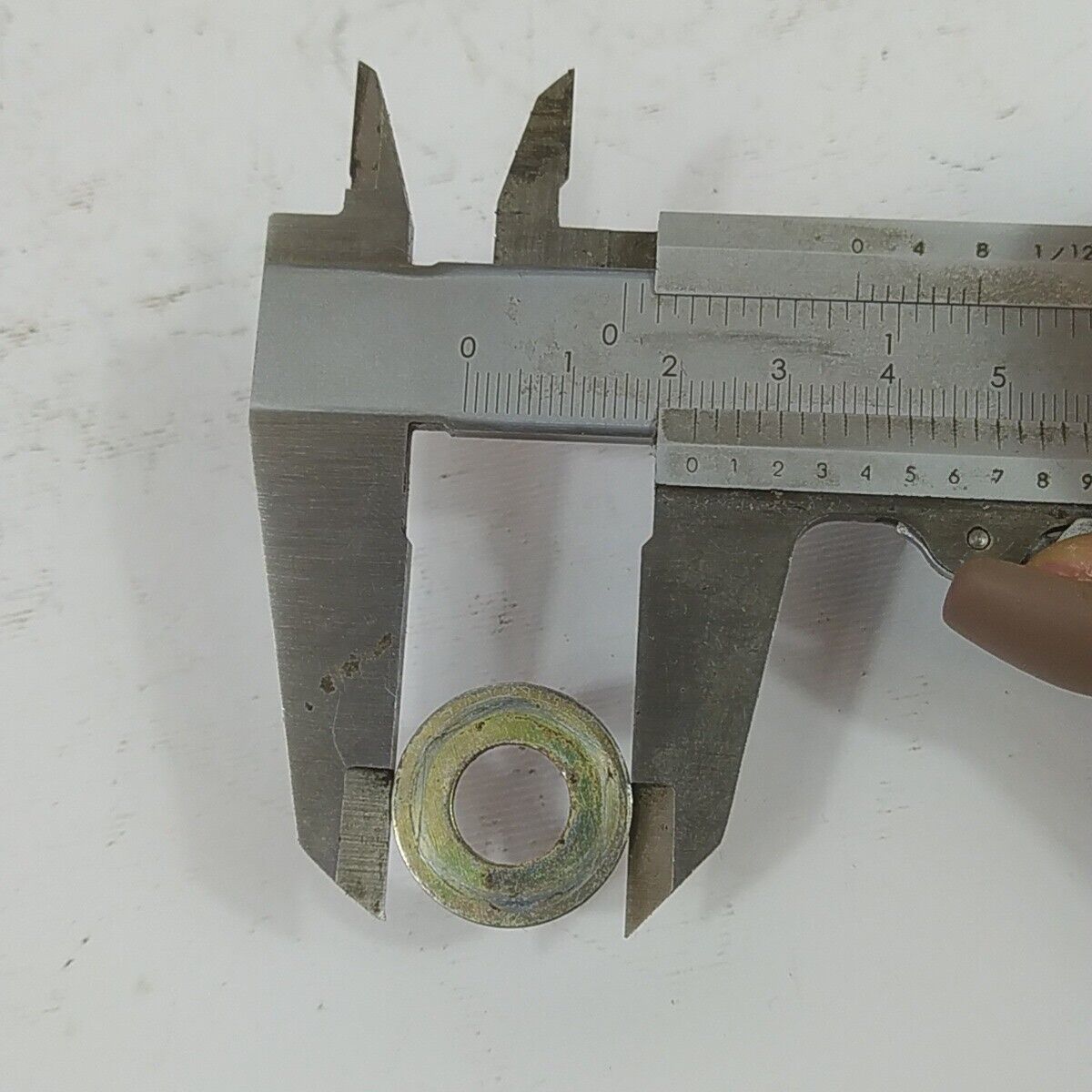 Ricambi DADO ALBERO MOTORE VOLANO per decespugliatore TANAKA 501 ik usati