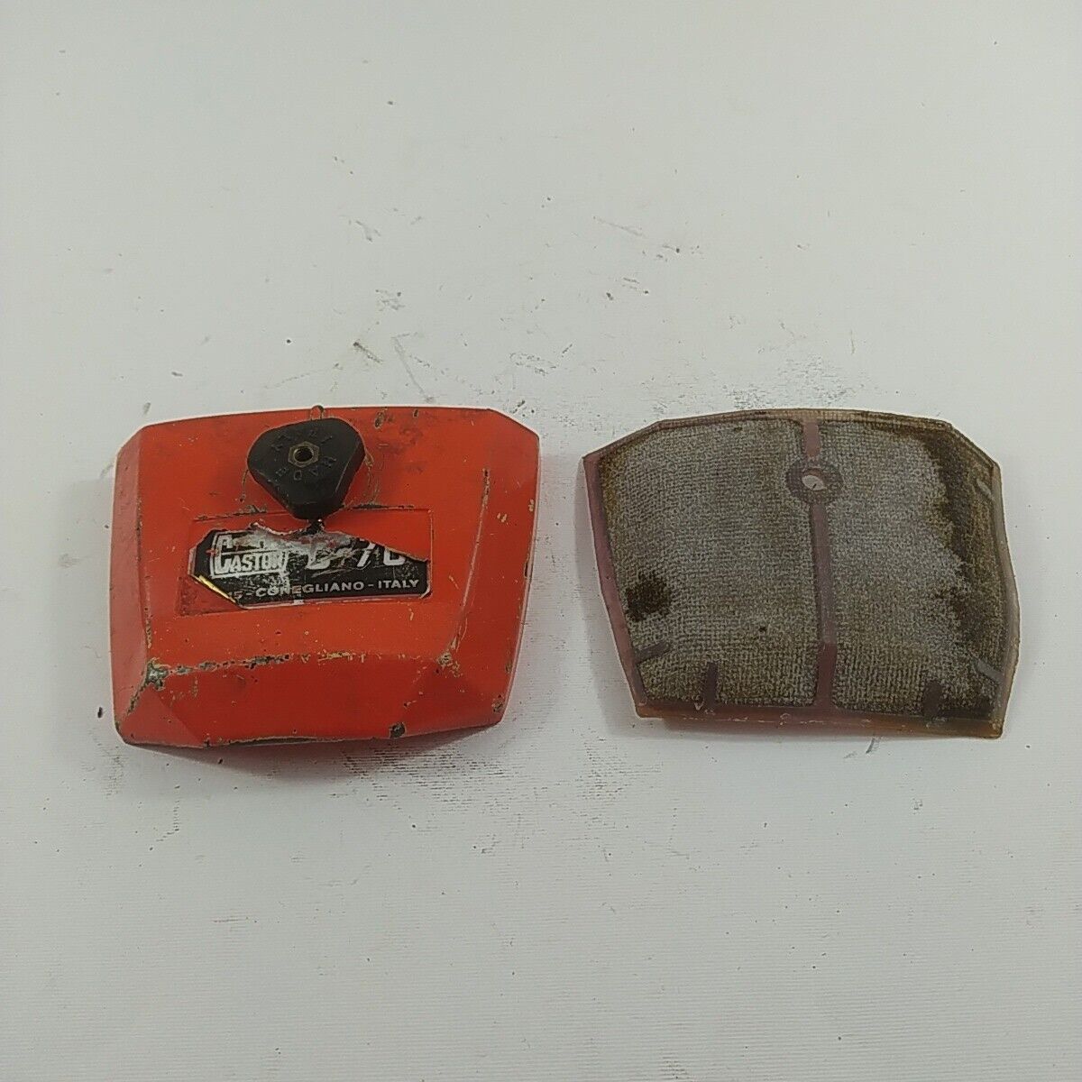 ricambio COPERCHIO E FILTRO ARIA CARBURATORE per motosega CASTOR C 70 usati