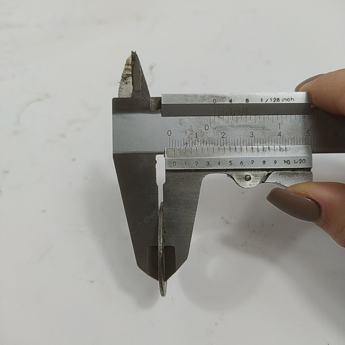 Ricambio DADO VOLANO ALBERO MOTORE per decespugliatore McCulloch 3800 usato