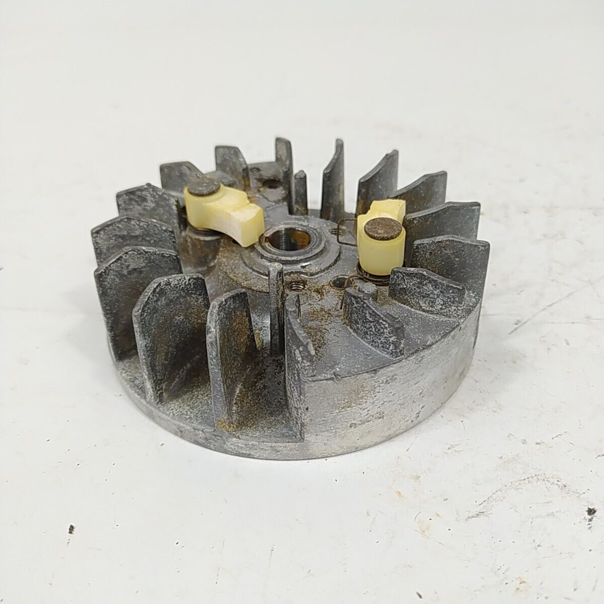 VOLANO MAGNETICO avviamento per motosega OLEO MAC 254 ANTIBIBRANTE ricambi usati