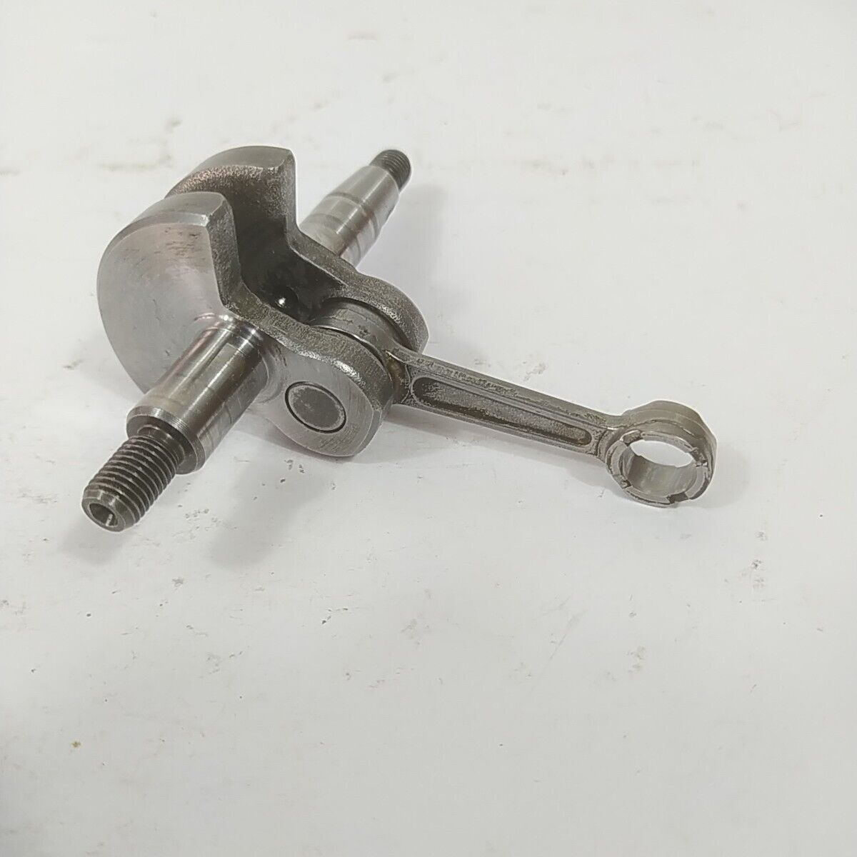 Ricambio per decespugliatore EFCO 8250 ALBERO MOTORE ORIGINALE usato