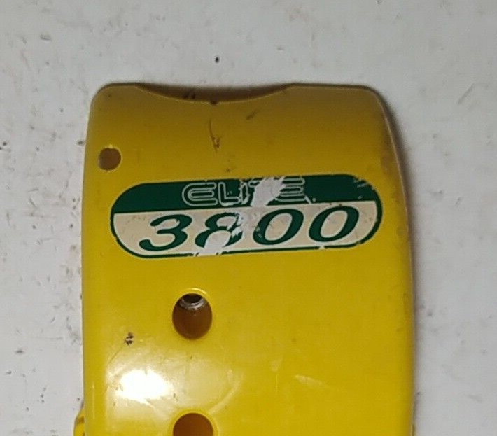 Ricambio STAFFA MOTORE A ZAINO Usato per decespugliatore Mcculloch ELITE 3800