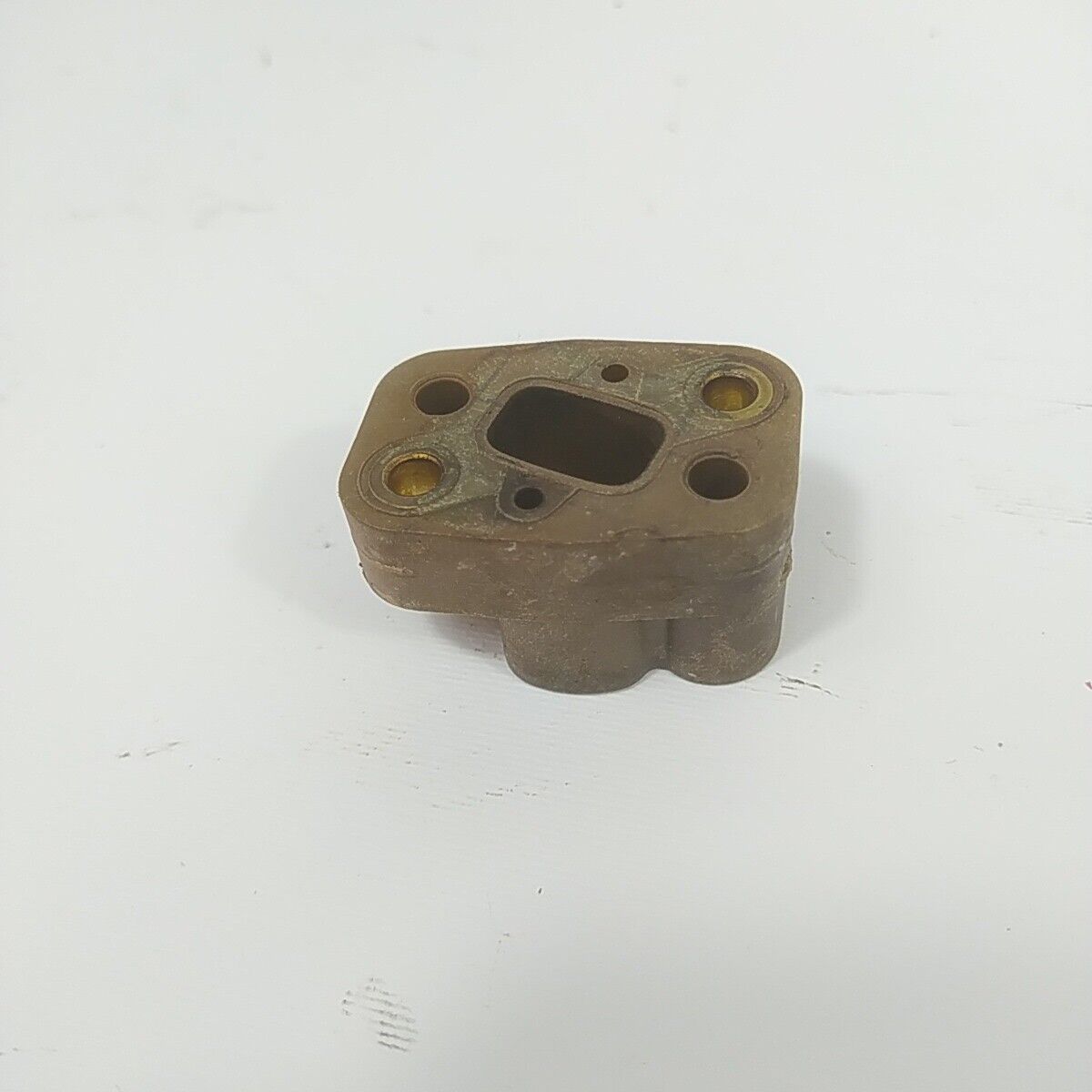 Ricambio per decespugliatore EFCO 8250 FLANGIA COLLETTORE CARBURATORE usato