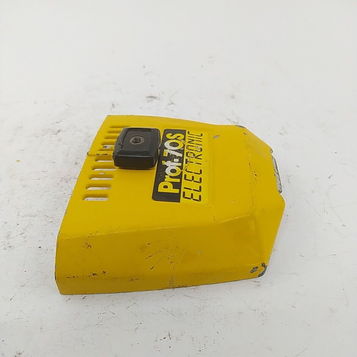 ricambio COPERCHIO FILTRO ARIA CARBURATORE Per motosega ALPINA PROF 70 S usati